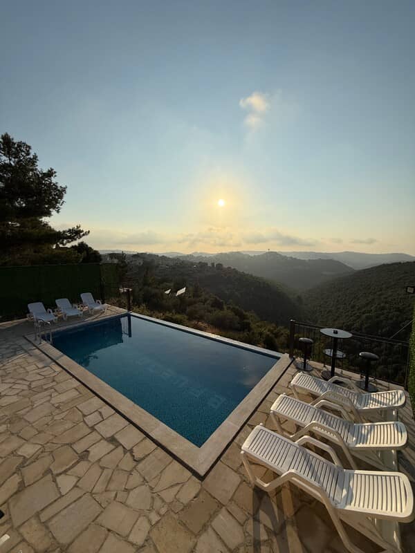 Chalet in Kfar Hatna