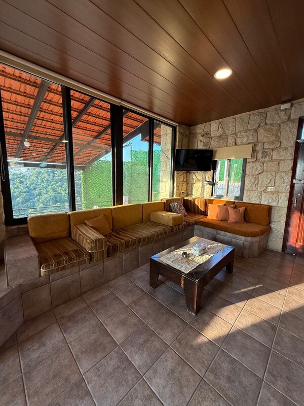 Chalet in Kfar Hatna, Batroun – photo 5