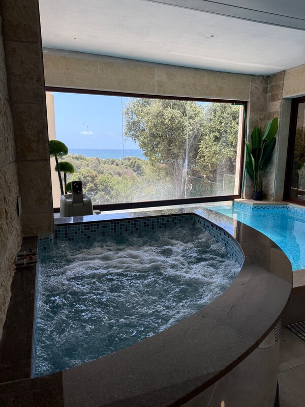 Chalet in Kfar Aabida, Batroun – photo 2