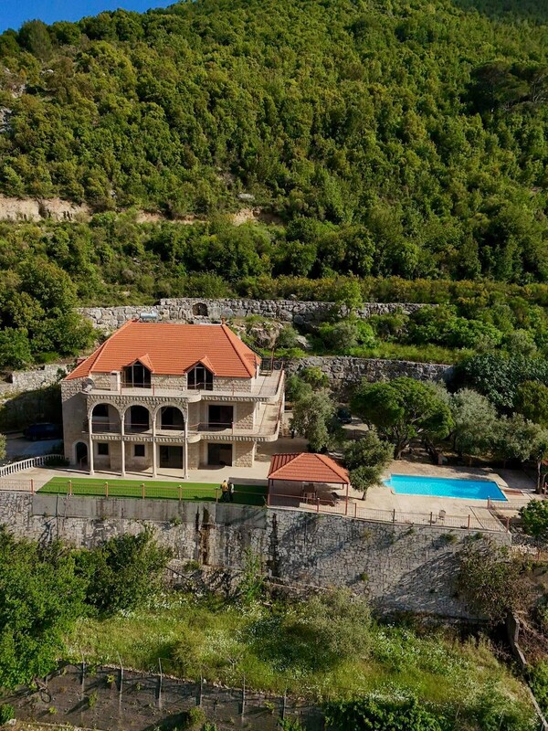 Villa in Haqel, Jbeil – photo 2