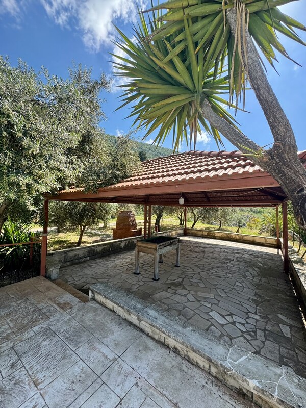 Villa in Haqel, Jbeil – photo 5